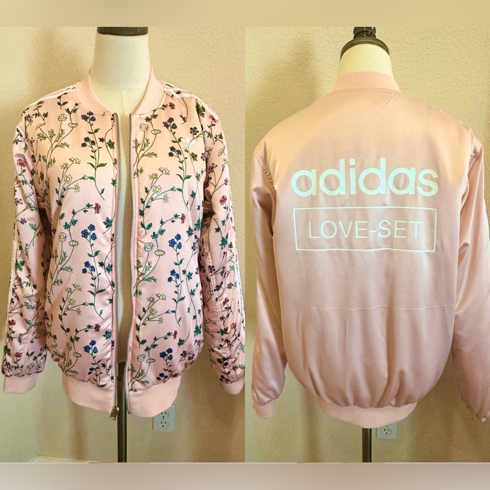 adidas Originals
Reversible Floral Print Bomber Jacket